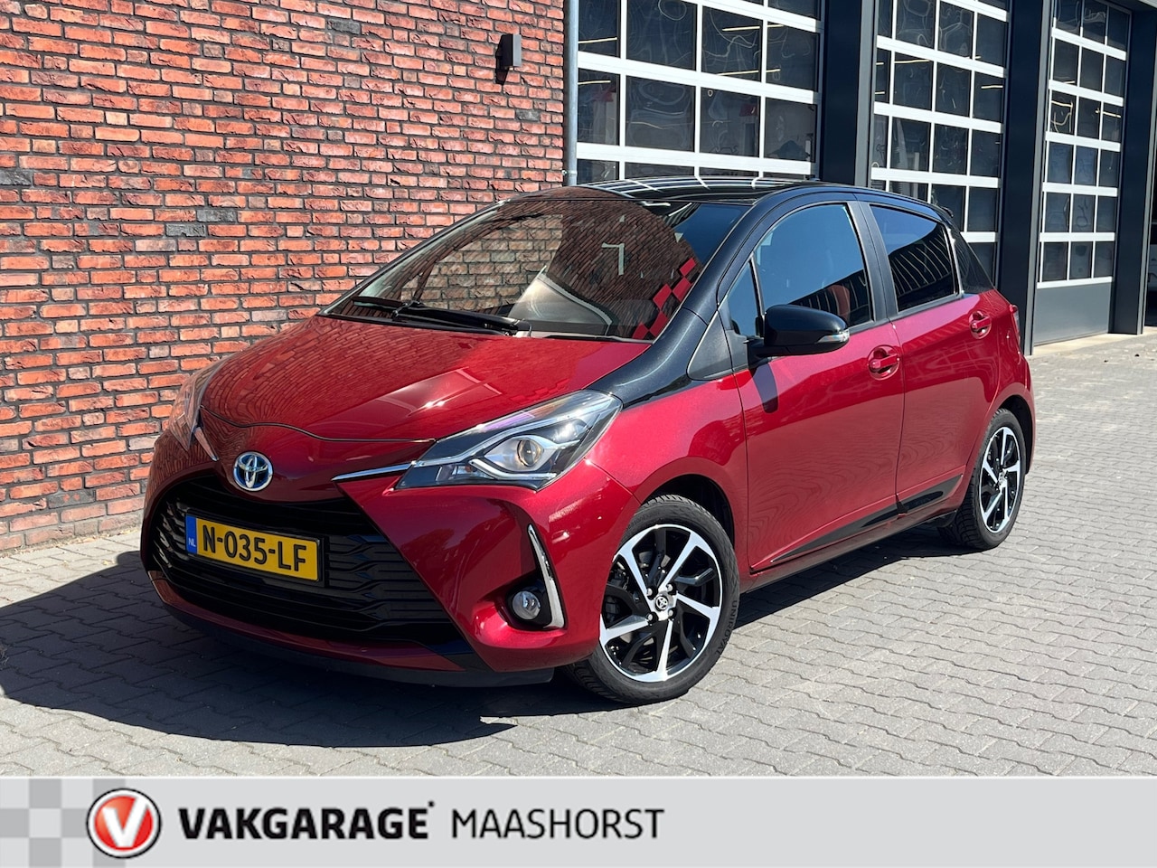 Toyota Yaris - 1.5 Hybrid Y20 AchteruitrijCam./LED/KeylessStart/Navi/Clima/Airco/Cruise/AppleCarplay - AutoWereld.nl