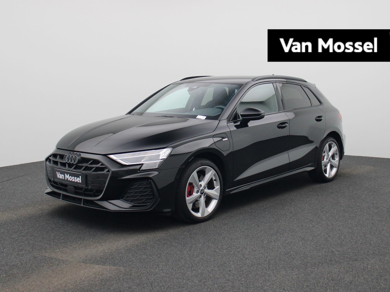 Audi A3 Sportback - 45 TFSI e S edition Competition 272 PK | S-Line | Automaat | Navigatie | Head-up display | - AutoWereld.nl