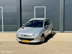 Peugeot 206 - 1.6 AUTOMAAT LAGE KMSTAND nieuwe apk