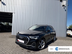 Audi Q3 - 45 TFSI e S edition 245PK | Panorama Dak | Sfeerverlichting | Ledere bekleding | Camera Ac