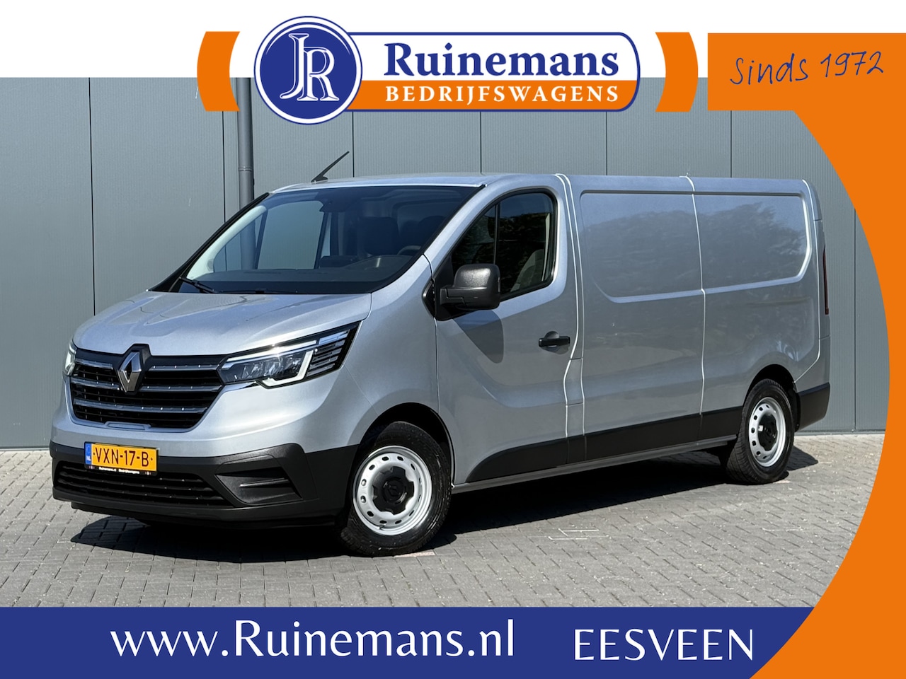 Renault Trafic - 2.0 dCi WORKER / L2H1 / 1e EIG. / TREKHAAK / 3-ZITS / AIRCO / CRUISE / NAVI / LED - AutoWereld.nl