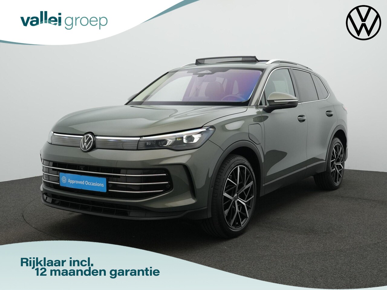 Volkswagen Tiguan - 1.5 eHybrid 204 pk Life Edition | Panoramadak | Trekhaak | Head-up Display | Adaptief onde - AutoWereld.nl