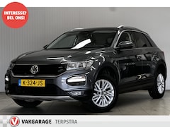 Volkswagen T-Roc - 1.5 TSI Style Business/ Automaat/ Trekhaak/ Camera/ Elek.Klep/ Apple+Android/ DAB+/ Clima/