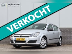 Opel Astra - 1.6 Essentia Automaat Trekhaak