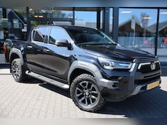 Toyota HiLux - 2.8 D-4D DUBBEL CABINE INVINCIBLE A/T 4WD 2 ZITS VAN