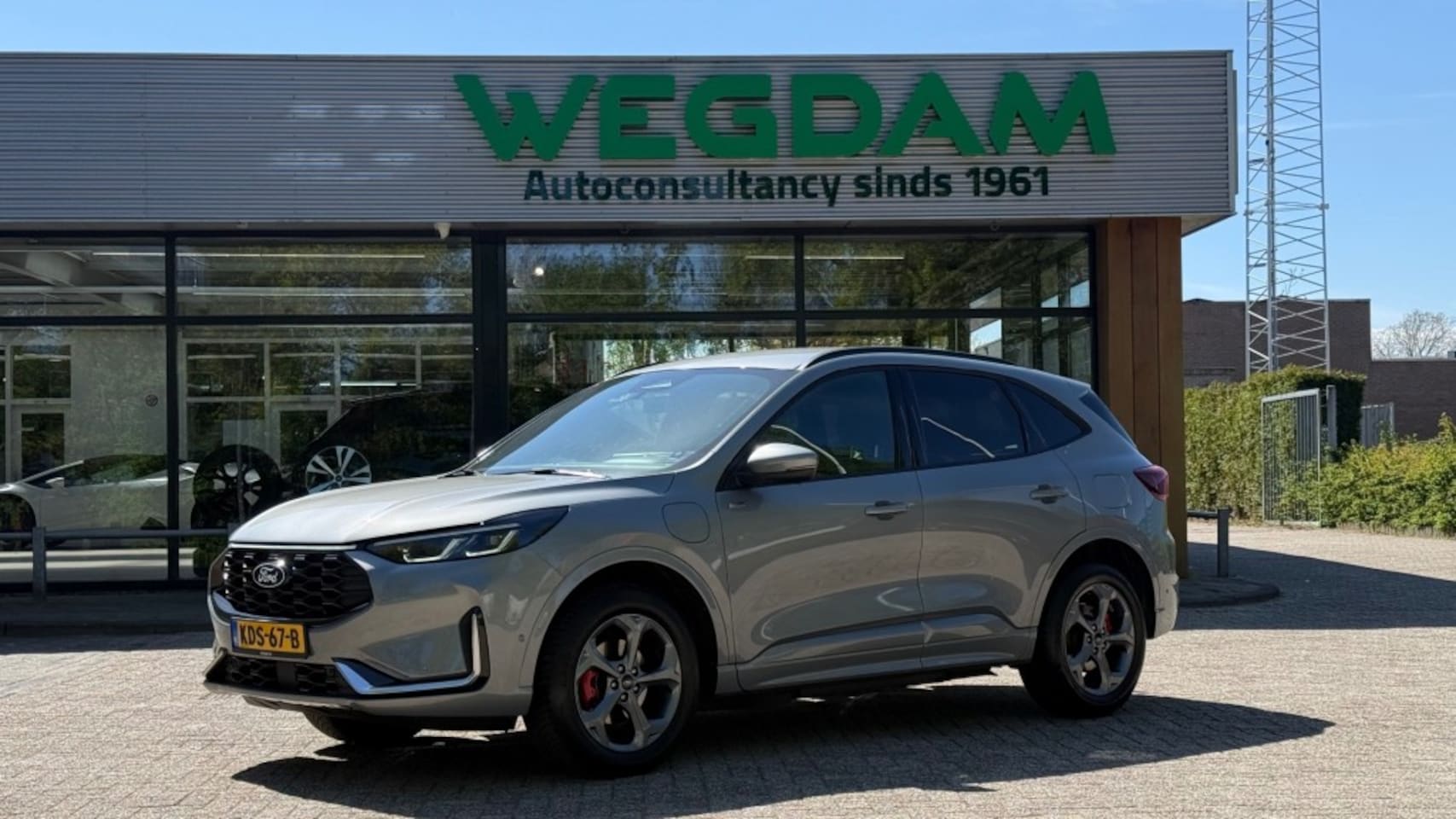 Ford Kuga - 2.5 PHEV ST-LINE X 243pk / Trekhaak+Techno+Winter - AutoWereld.nl