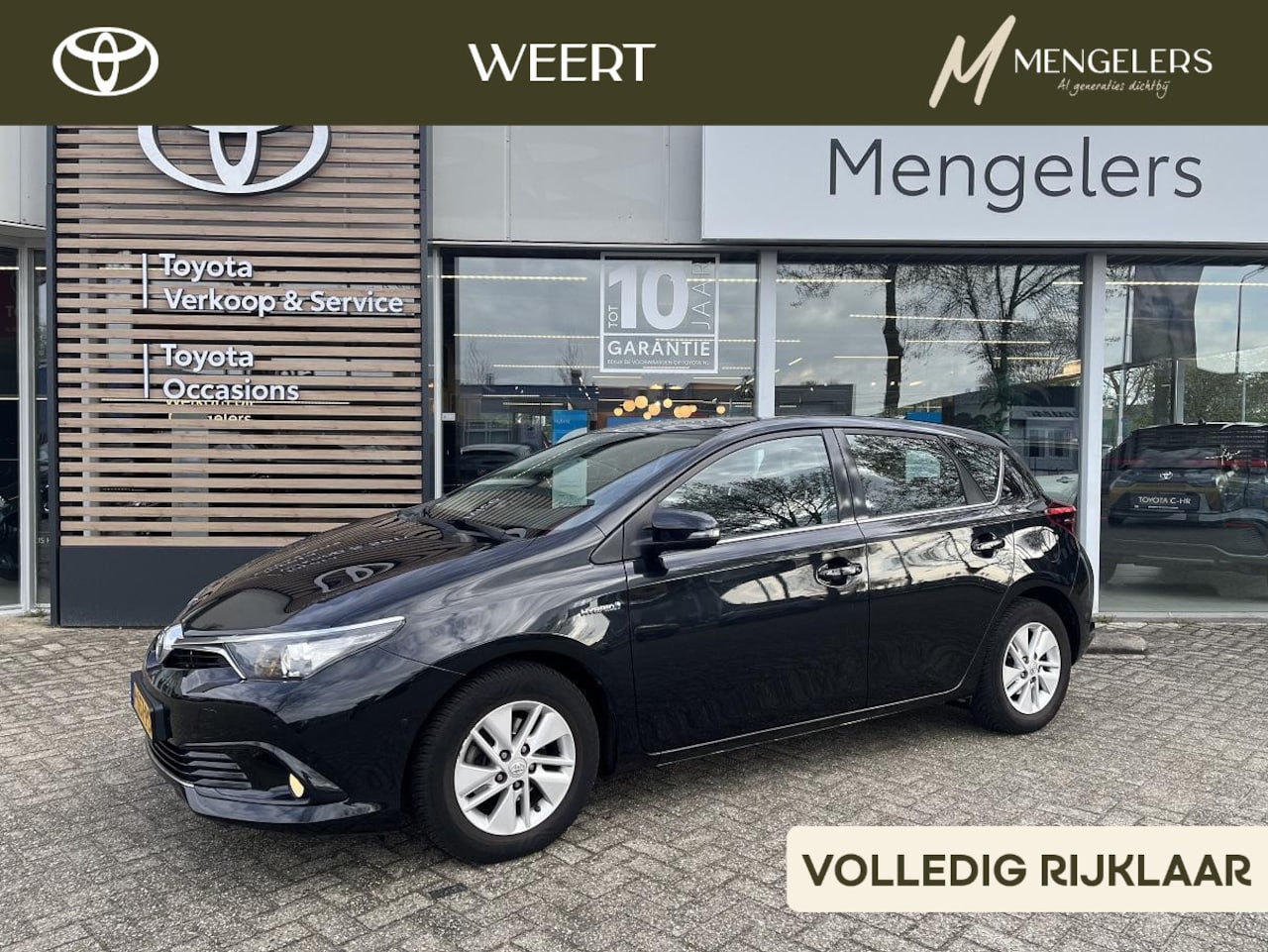 Toyota Auris - 1.8 Hybrid Aspiration | Navigatie | Trekhaak | Parkeersensoren - AutoWereld.nl