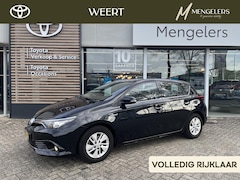 Toyota Auris - 1.8 Hybrid Aspiration | Navigatie | Trekhaak | Parkeersensoren