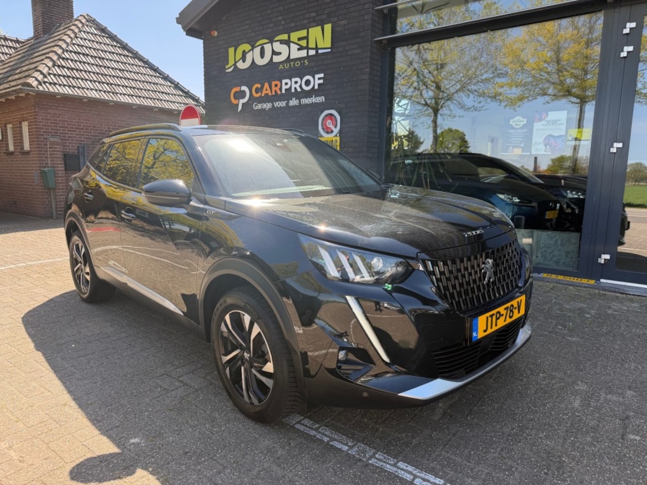 Peugeot 2008 - 1.2 PureTech GT 1.2 PURETECH GT - AutoWereld.nl