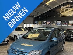 Volkswagen Golf Plus - 1.6 FSI Comfortline Business