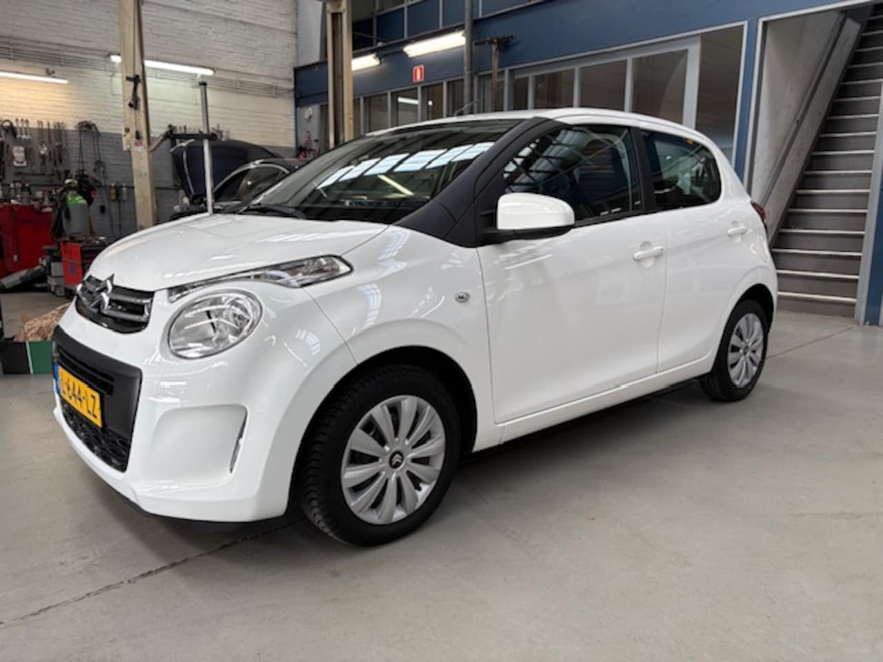 Citroën C1 - 1.0 VTi 72PK 5D Feel | Apple carplay / Android auto | Airco | Bluetooth | Camera | All sea - AutoWereld.nl