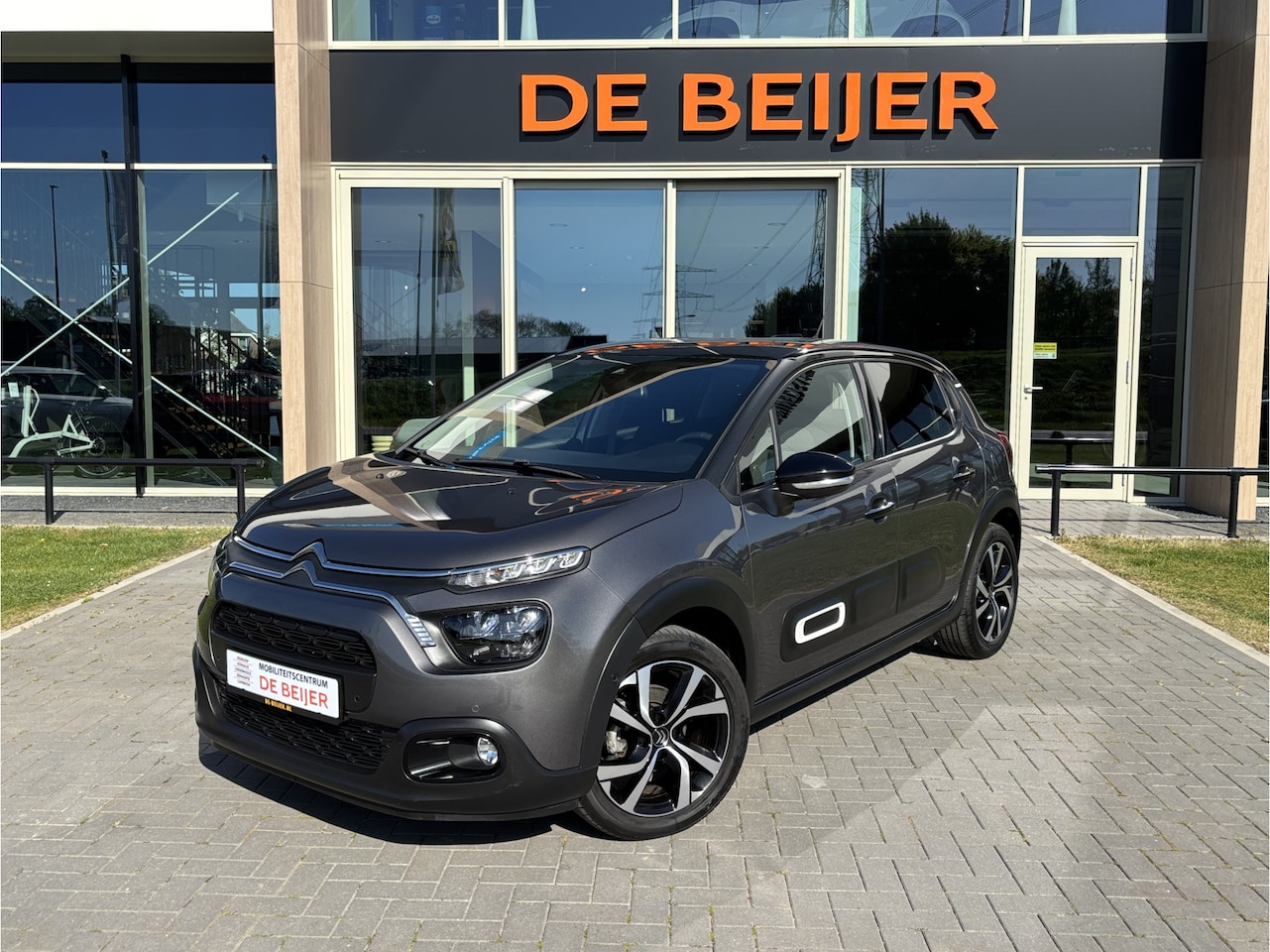 Citroën C3 - 1.2 110pk Shine Navi I Camera I Cruise - AutoWereld.nl