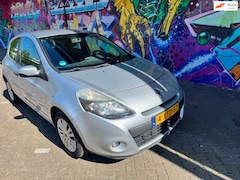 Renault Clio - 1.2 Special Line airco sport velgen boeken aanwezig 1e eig Duitsland en 1e eigenaar in Ned