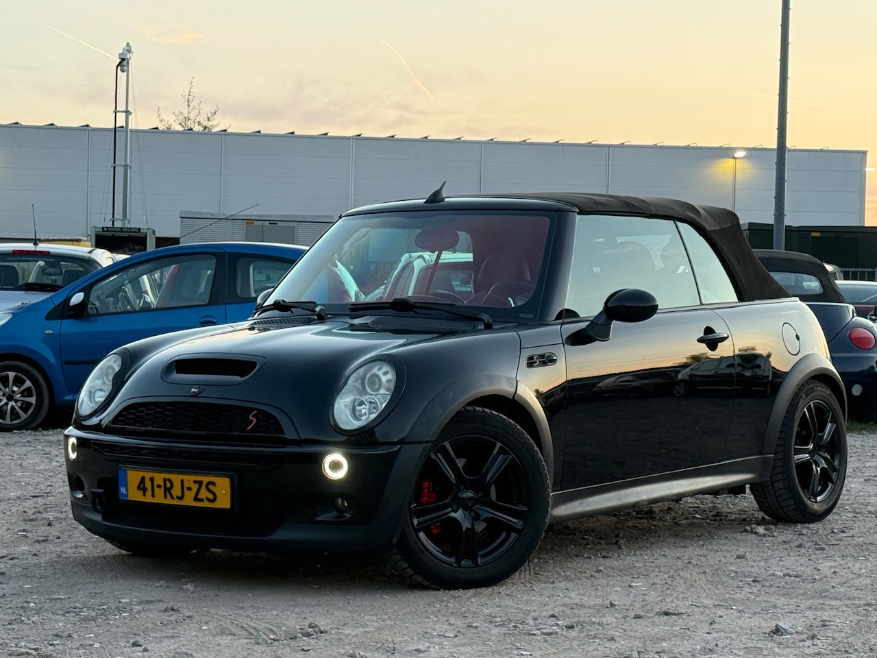 MINI Cabrio - Mini 1.6 Cooper S Chili/ AUTOMAAT/ LED - AutoWereld.nl