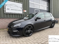 Volkswagen Golf - 2.0 R 4-Motion|Dyn audio|Leder|Xenon|CarPlay|