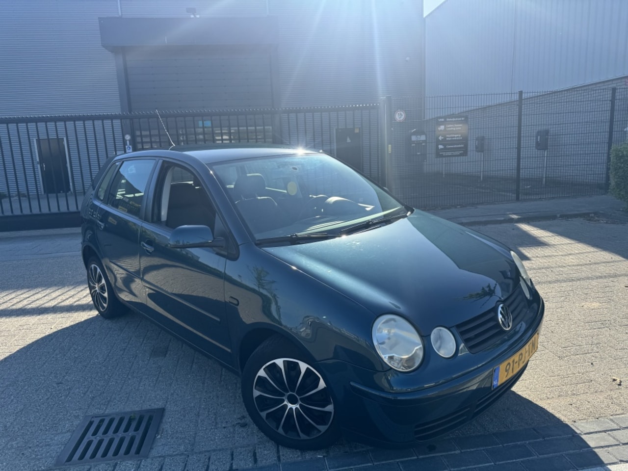 Volkswagen Polo - 1.4-16V Airco bluetooth Cruise - AutoWereld.nl
