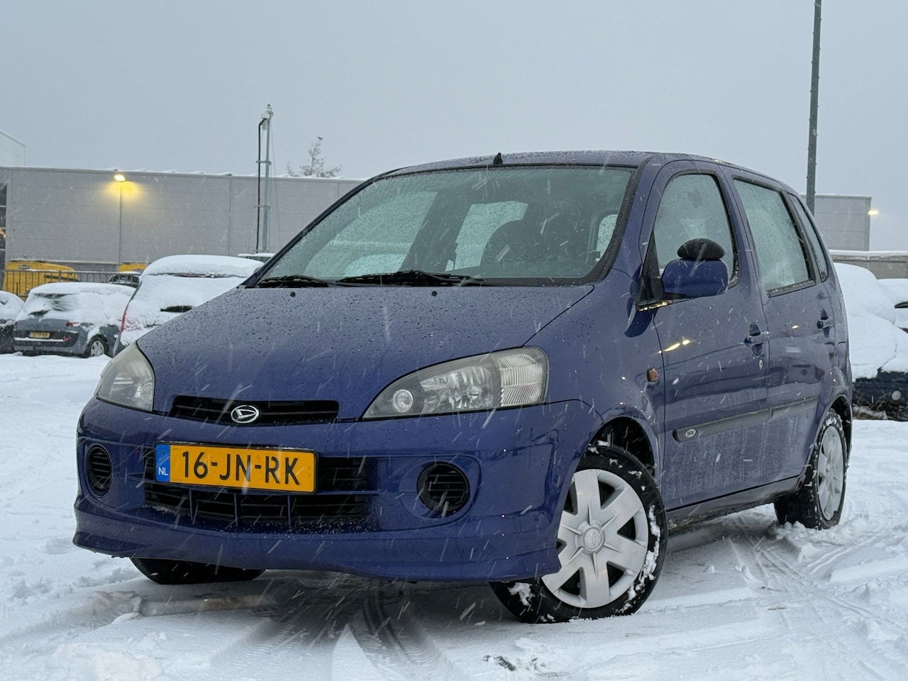 Daihatsu Young RV - 1.3-16V XTi/ LAAG KM - AutoWereld.nl
