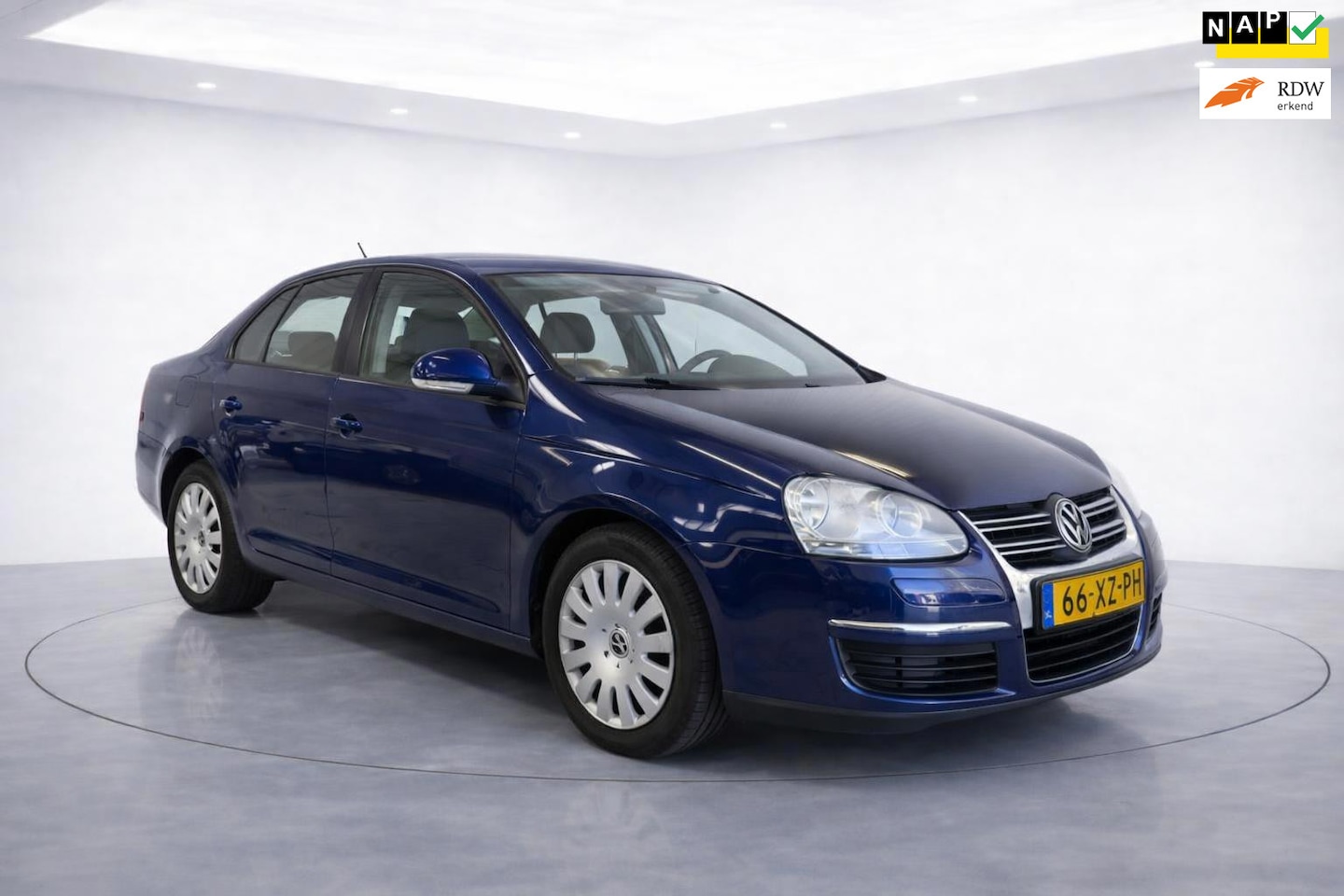 Volkswagen Jetta - 1.6 Trendline|Airco|cruise|NAP - AutoWereld.nl