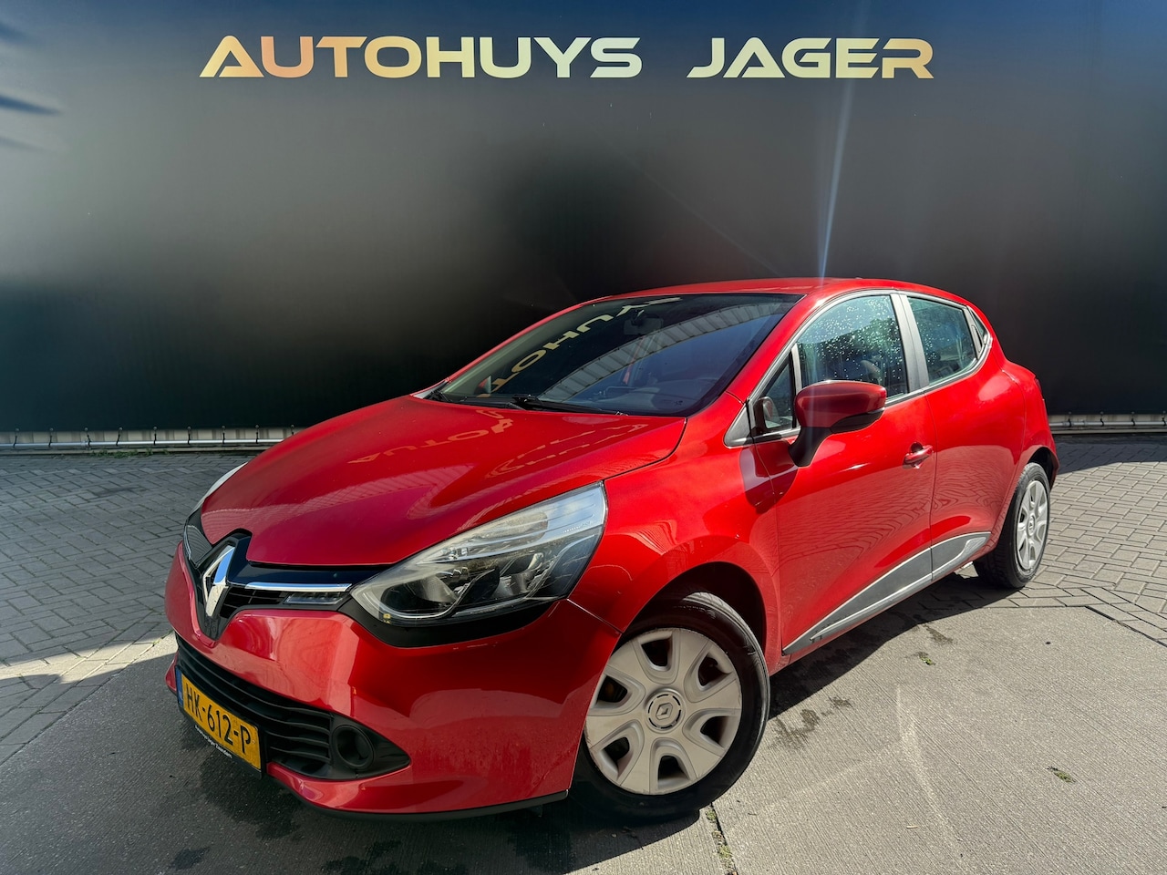 Renault Clio - 0.9 TCe Expression Sensoren Scherm Sportline - AutoWereld.nl