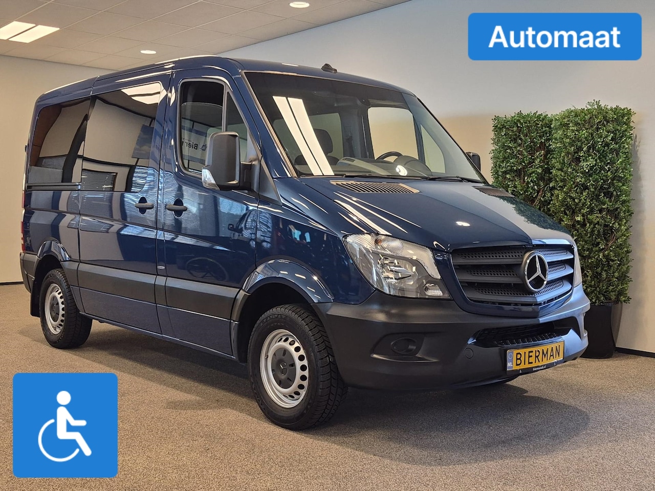 Mercedes-Benz Sprinter - L1H1 Rolstoelbus Automaat - rolstoel voorin SBS - AutoWereld.nl