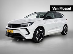 Opel Grandland - 1.6 Turbo Plug-In Hybrid 4x4 GSe | 300pk | Navi | Camera |