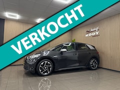 Volkswagen ID.3 - First 58 kWh * 1e Eig / Carplay / ACC / Navigatie / 19" LM Velgen / NL Auto