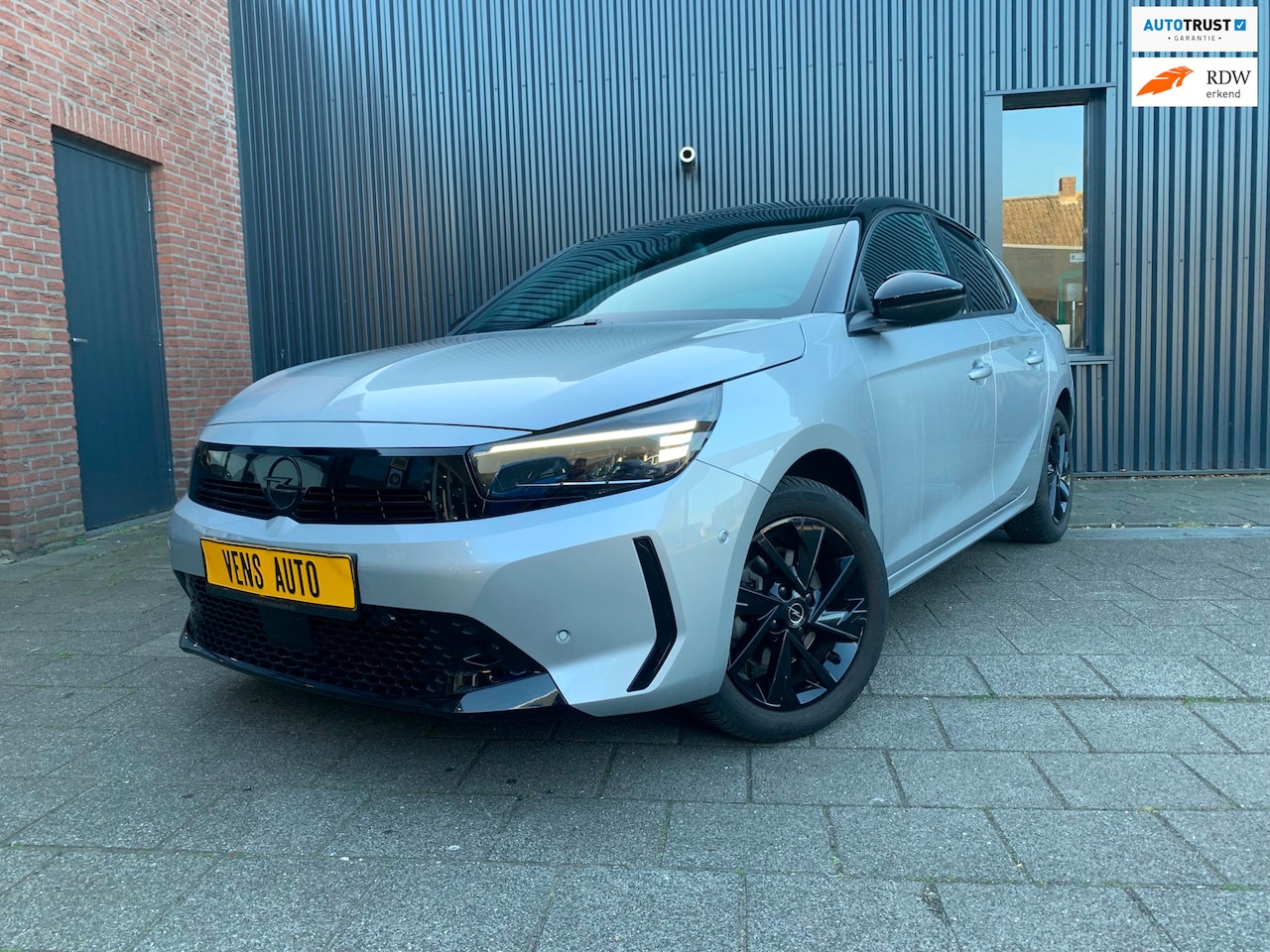 Opel Corsa - 1.2 Turbo GS, INCL BTW! CARPLAY, KEYLESS - AutoWereld.nl