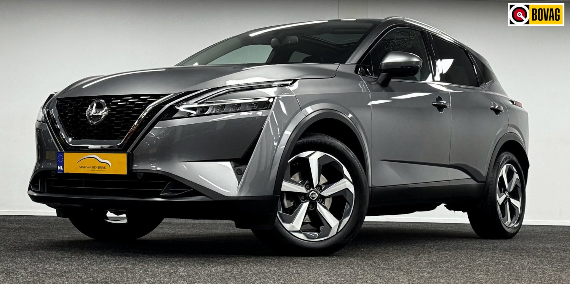 Nissan Qashqai - 1.3 MHEV Xtronic Premiere Edition*Trekhaak*Panodak*Navi*Camera* - AutoWereld.nl