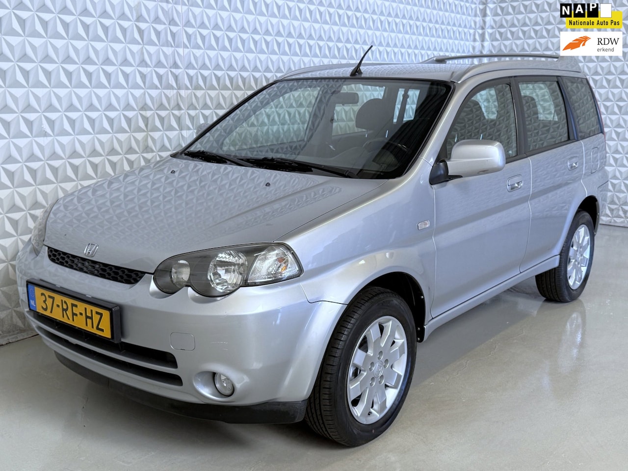 Honda HR-V - 1.6i 4WD 5drs / AUTOMAAT + AIRCO (2005) - AutoWereld.nl