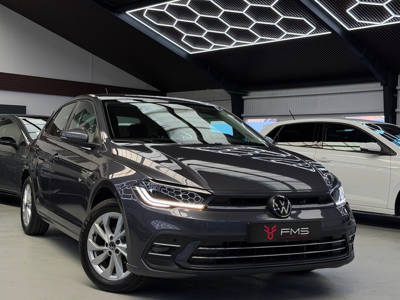 Volkswagen Polo - 1.0 TSI CarPlay Camera IQ Lights - AutoWereld.nl