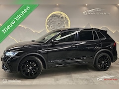 Volkswagen Tiguan - 1.4 TSI eHybrid 3x R-Line Panorama/Black style/Trekhaak