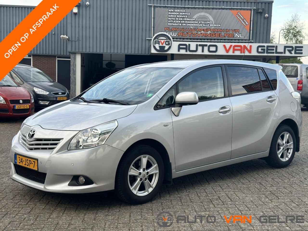 Toyota Verso - 1.8 VVT-i 7-Persoons | Automaat | Cruise & Clima | NAP - AutoWereld.nl