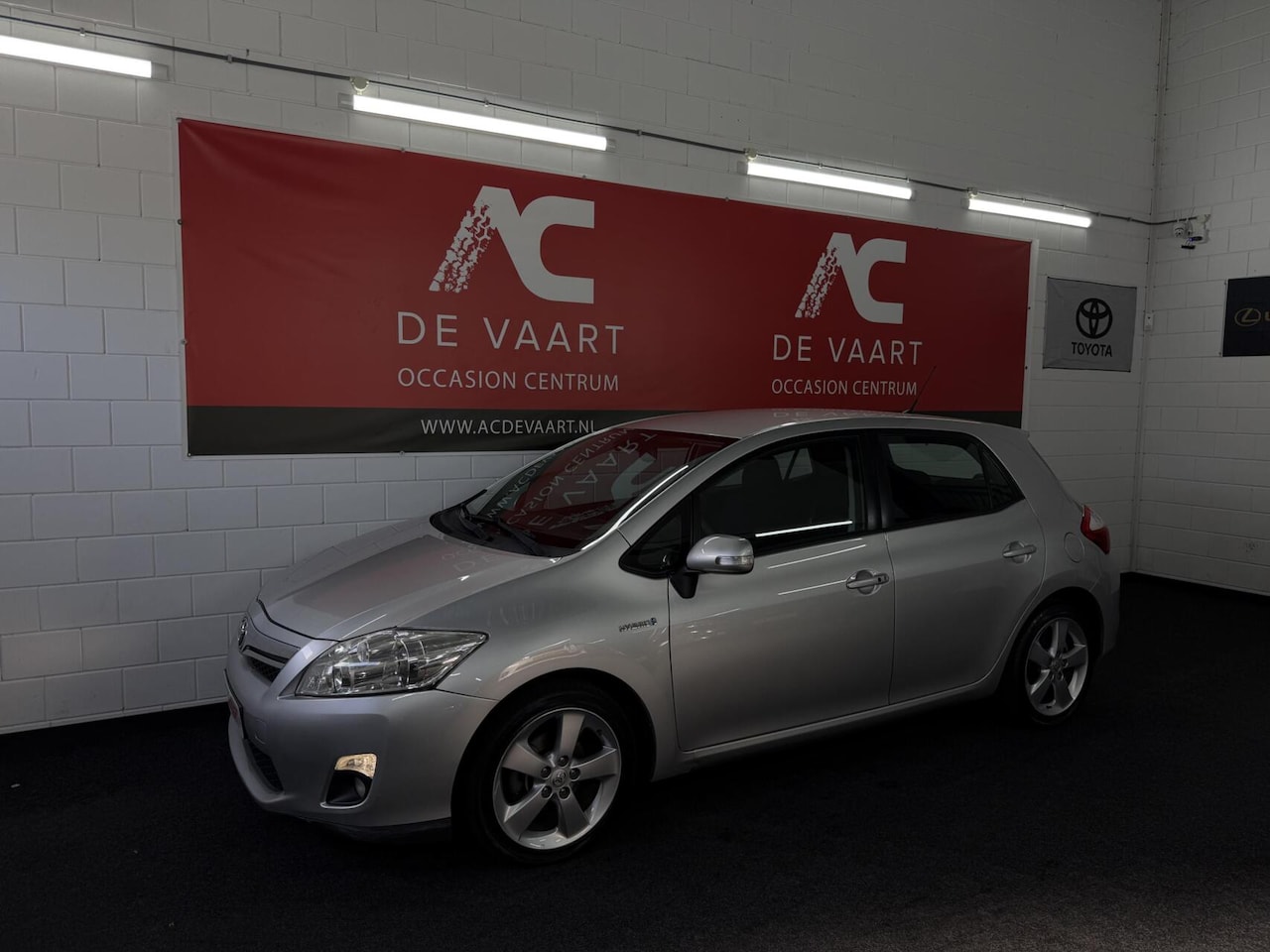 Toyota Auris - 1.8 Full Hybrid Dynamic - NAVI/CAM/CRUISE/NAP - AutoWereld.nl