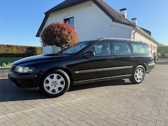 Volvo V70 - 2.4 Comfort Line / Bj: 2002 / apk tot 10-2026