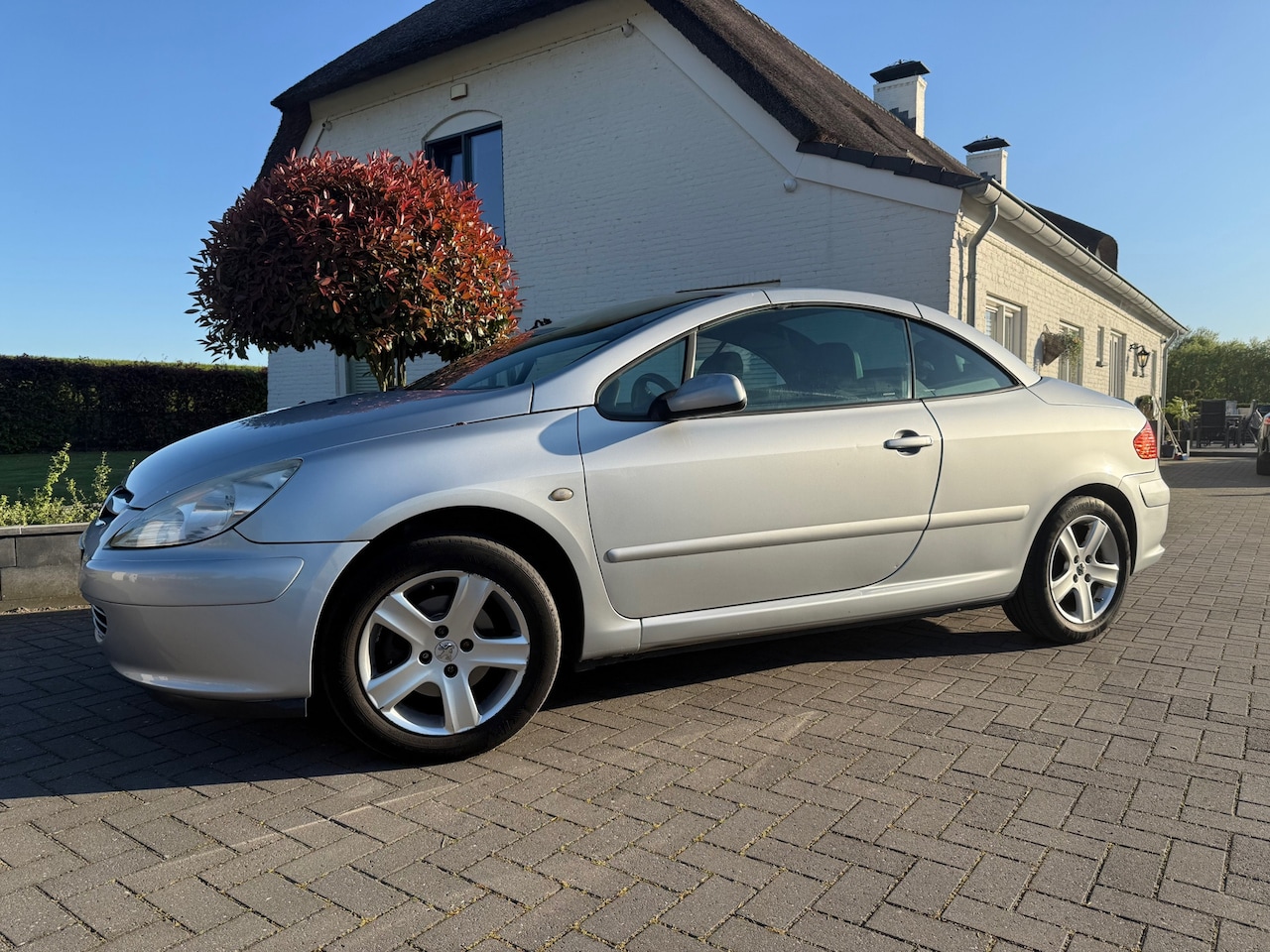 Peugeot 307 CC - 1.6-16V / Bj: 2005 / apk tot 07-2026 - AutoWereld.nl