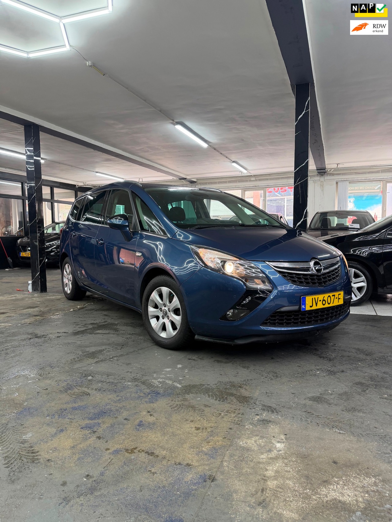 Opel Zafira Tourer - 1.4 Business+ 7p. - AutoWereld.nl