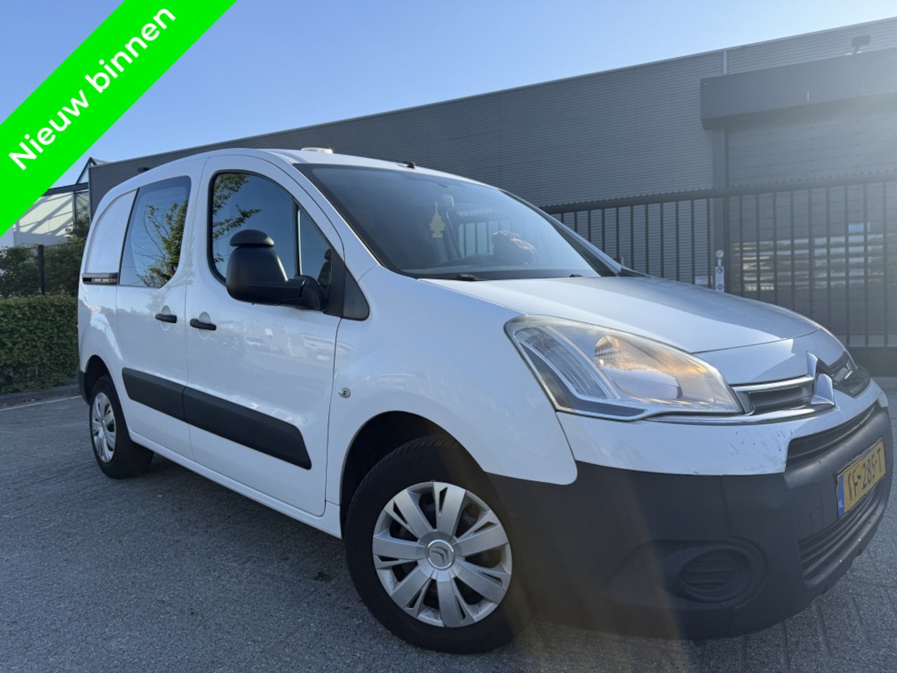 Citroën Berlingo - 1.6 e-HDI Cruise Control Clima Lage Km - AutoWereld.nl