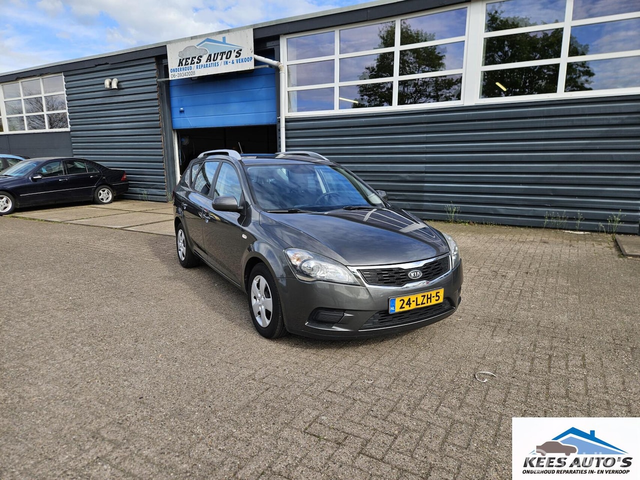 Kia Cee'd Sporty Wagon - 1.4 CVVT - AutoWereld.nl