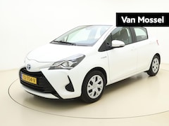 Toyota Yaris - 1.5 Hybrid Design | Automaat | Trekhaak | Climate Control | Multifunctioneel Stuurwiel |