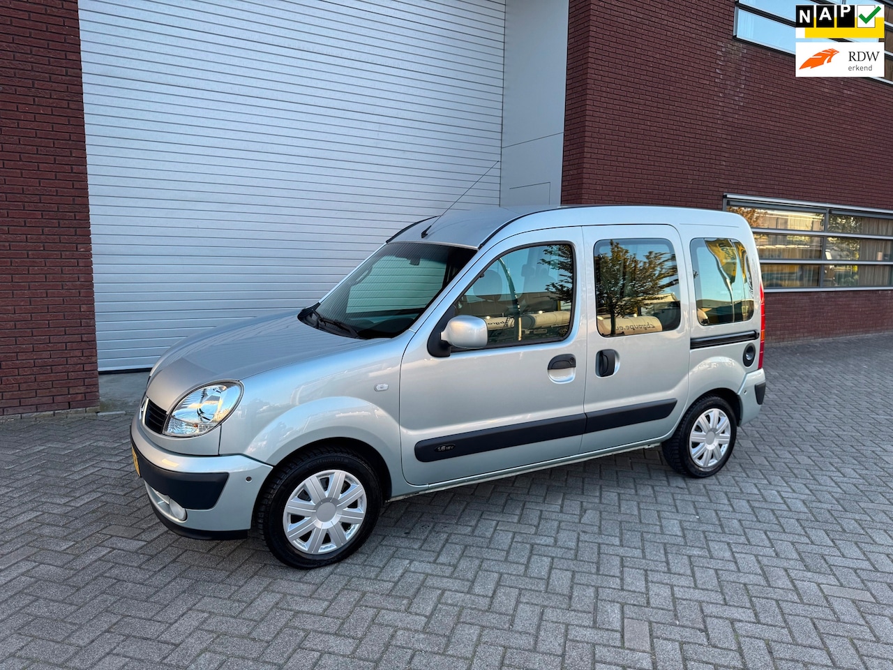 Renault Kangoo - 1.6-16V Expression Luxe Automaat 1e Eig Nap - AutoWereld.nl