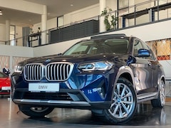 BMW X3 - xDrive30e * LASER, LEDER, PANORAMA, HuD, H&K Sound, TREKH, 19-inch LMV * UNFALLFREI - 1e E