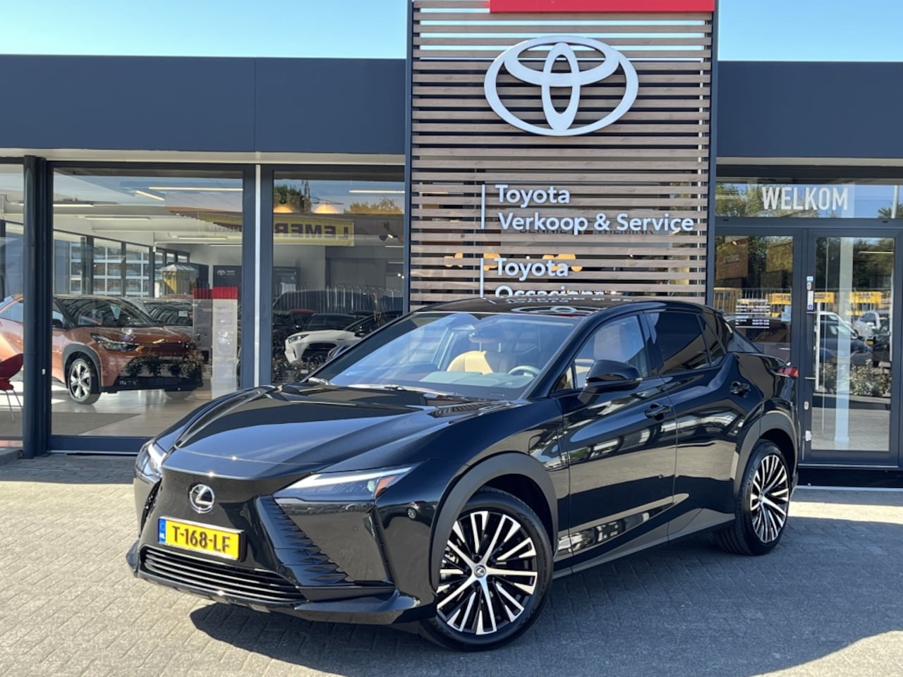 Lexus RZ - 450e Executive Premium Pack | Panoramadak - AutoWereld.nl