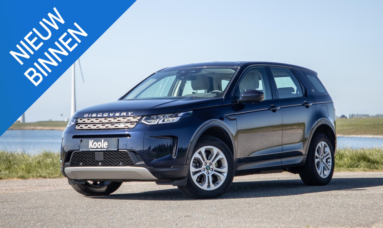 Land Rover Discovery Sport - P300e 1.5 SE CARPLAY / TREKHAAK / CREME LEDER / DEALER ONDERHOUDEN / 360 CAMERA - AutoWereld.nl