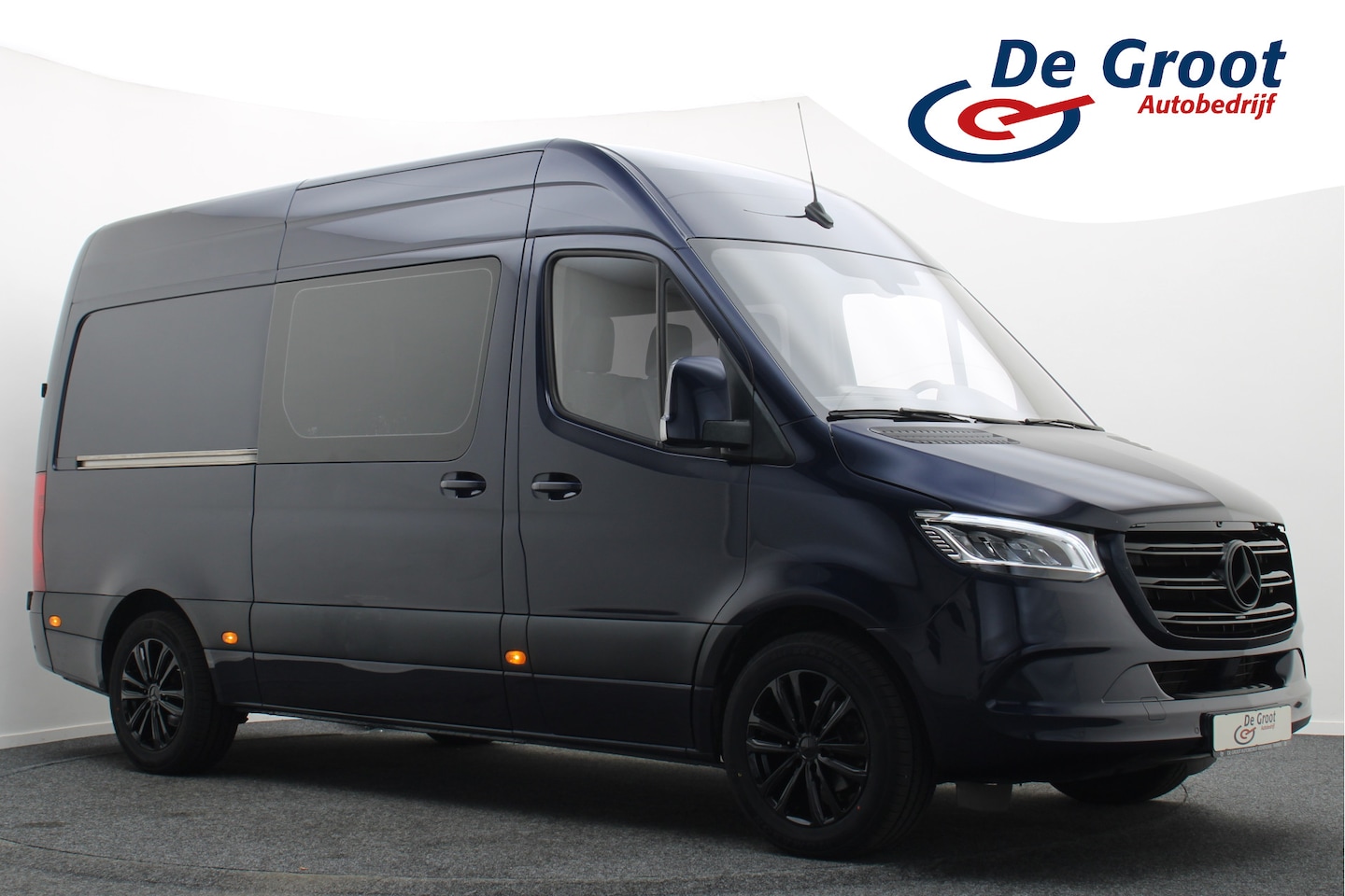 Mercedes-Benz Sprinter - 315 CDI L2H2 DC 6-Zits, Camera, Cruise, Apple Carplay, LED, Chauffersstoel, PDC, 16'' - AutoWereld.nl