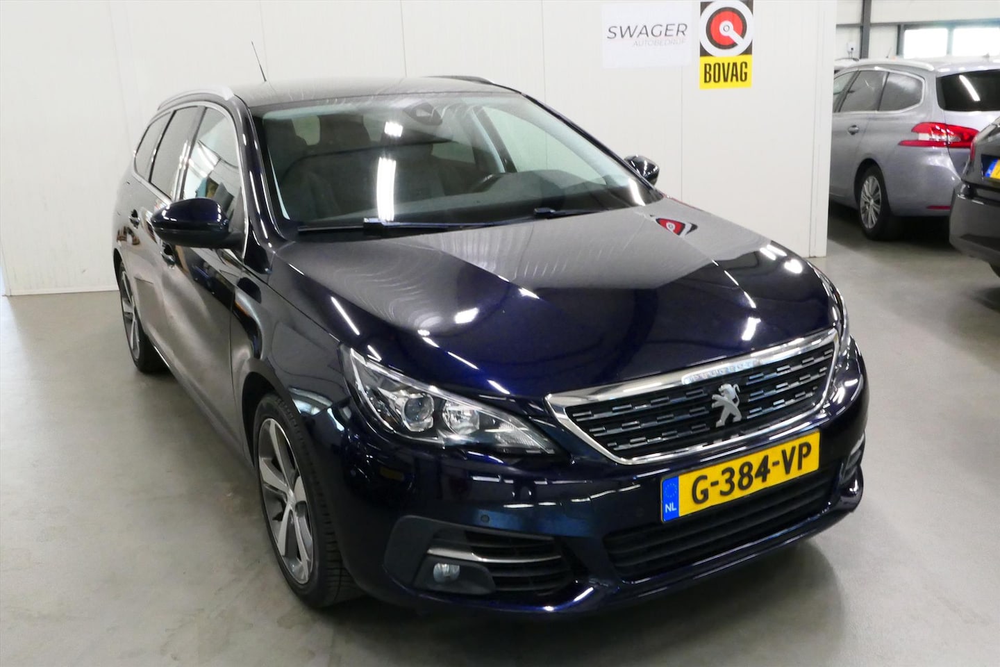 Peugeot 308 - 1.2 PureTech Blue Lease Premium 1.2 Puretech 110pk Blue Lease Premium (Trekhaak&Dealeronderhouden) - AutoWereld.nl