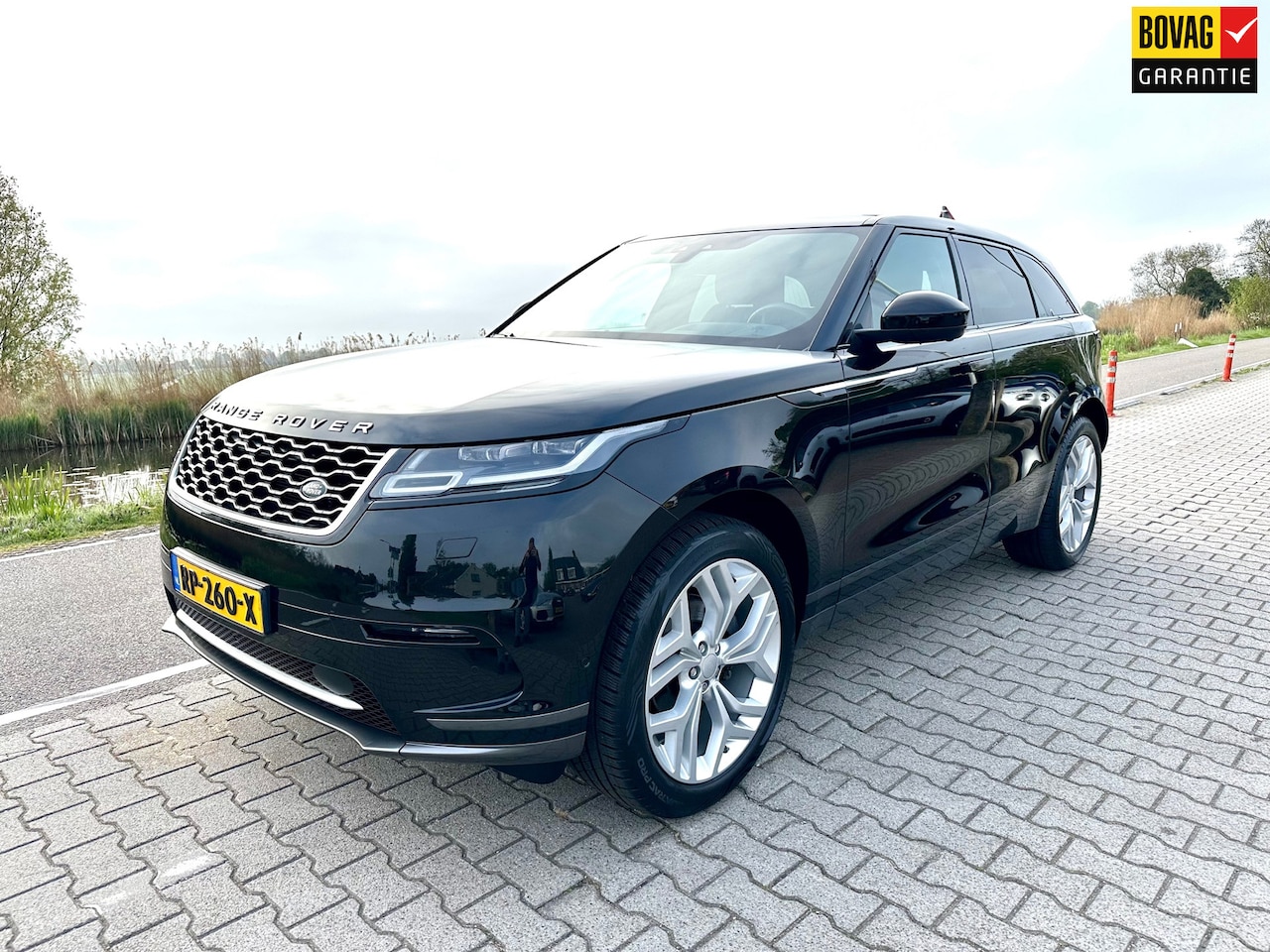 Land Rover Range Rover Velar - 2.0 I4 Turbo AWD R-Dynamic HSE 2.0 I4 Turbo AWD R-Dynamic HSE, Meredian, Panorama dak, HUD, Carplay, 360* Camera, Memory - AutoWereld.nl
