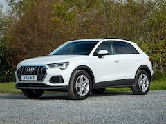 Audi Q3 - 45 TFSI e // PDC // Stoelverwarming // Camera // Navigatie
