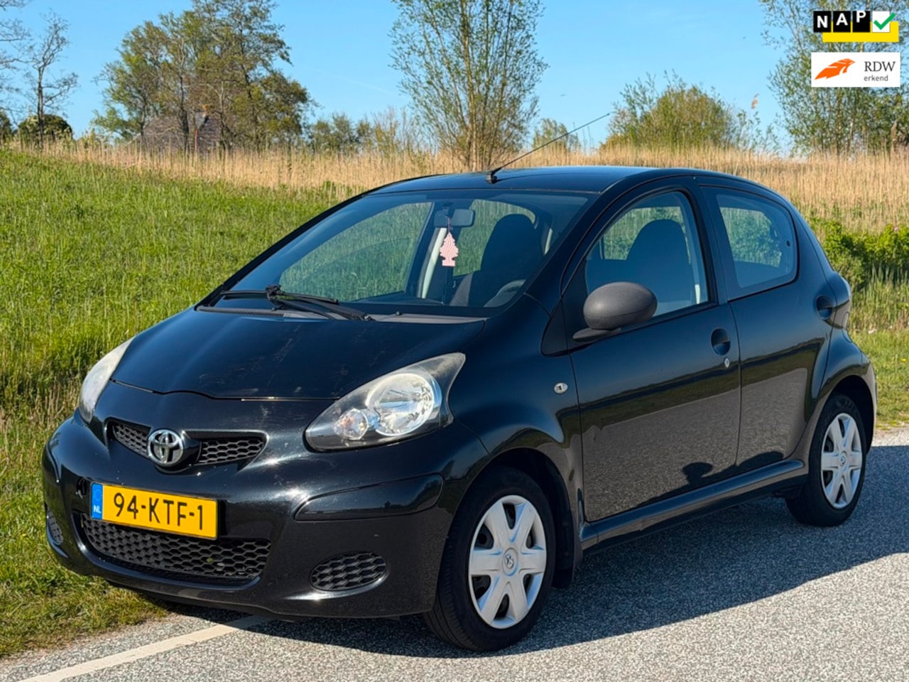 Toyota Aygo - 1.0 - APK - AIRCO - 5DRS - RIJDT GOED - AutoWereld.nl