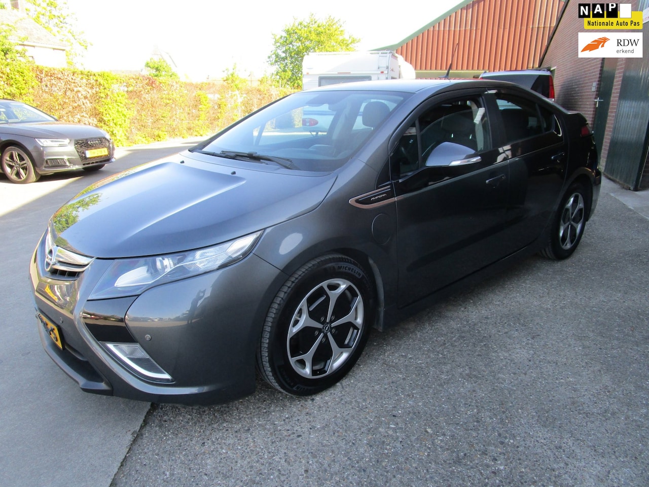 Opel Ampera - 1.4 two tone leer navi orig Holl pdc lm mooi - AutoWereld.nl