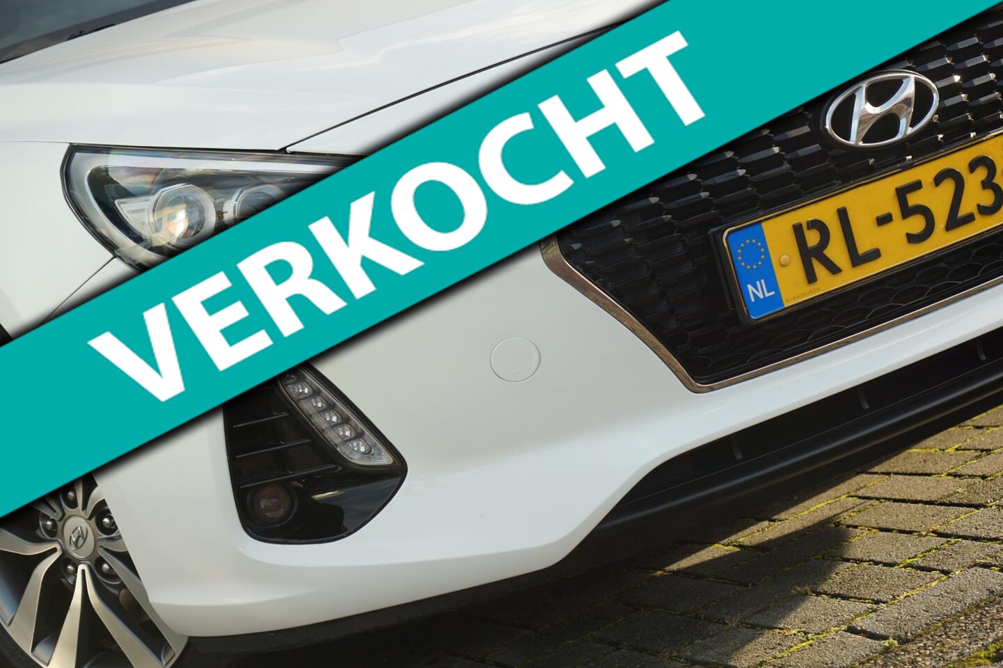 Hyundai i30 - 1.0 T-GDI First Edition - Polar White - Carplay/Camera/Cruise - AutoWereld.nl